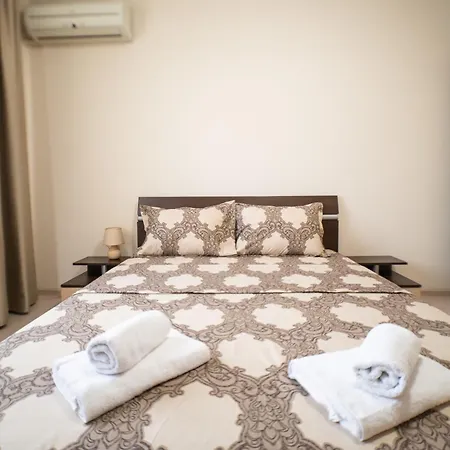 شقة ава